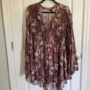 Torrid Dusty Rose Floral Top (SIZE 5)
